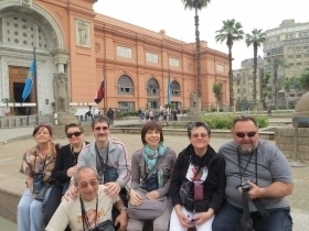"..chi tocca l'acqua del Nilo non ne può più fare a meno" Riccardo ed il gruppo - Vacanzegiziane
